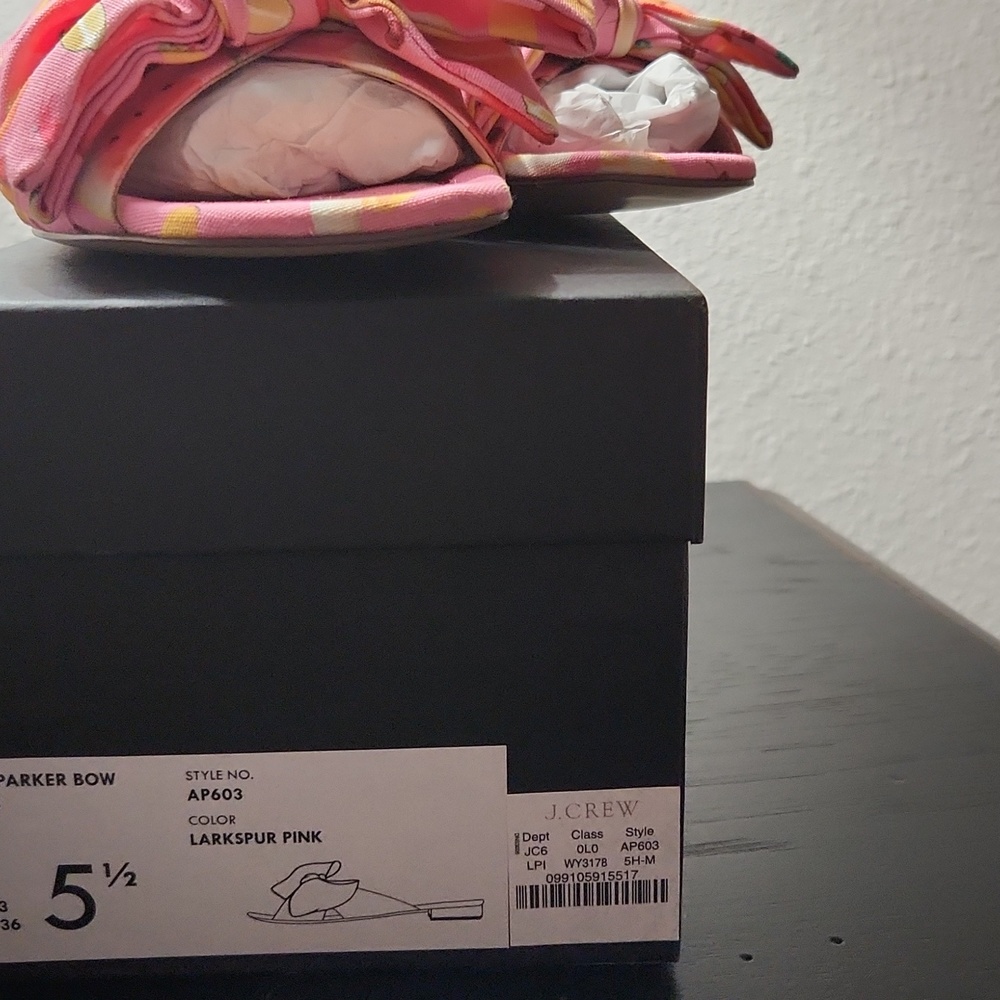 Never worn - Picture 2 of 4